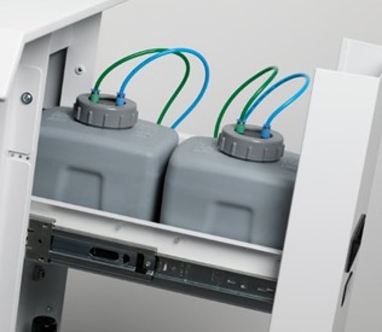 dsa.2500, the most popular mobile unit of dsa. von Dental International B.V. – Bild 2