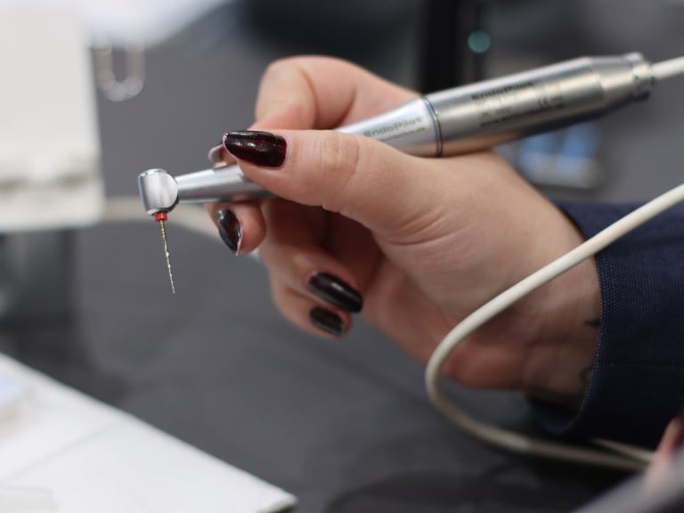 FQ. The easiest way to a successful Endo. von Komet Dental | Gebr. Brasseler GmbH & Co. KG – Bild 4